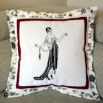 Polštářek s dámou